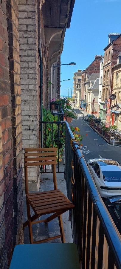 Loft En Duplex Avec Vue Sur Plage Et Chenal Dieppe Exterior foto
